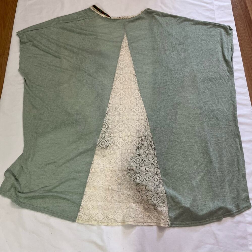 Umgee Soft Open Front Cardigan Shawl Coverall Bohemian Feminine Eyelet Size M/L - Picture 6 of 9